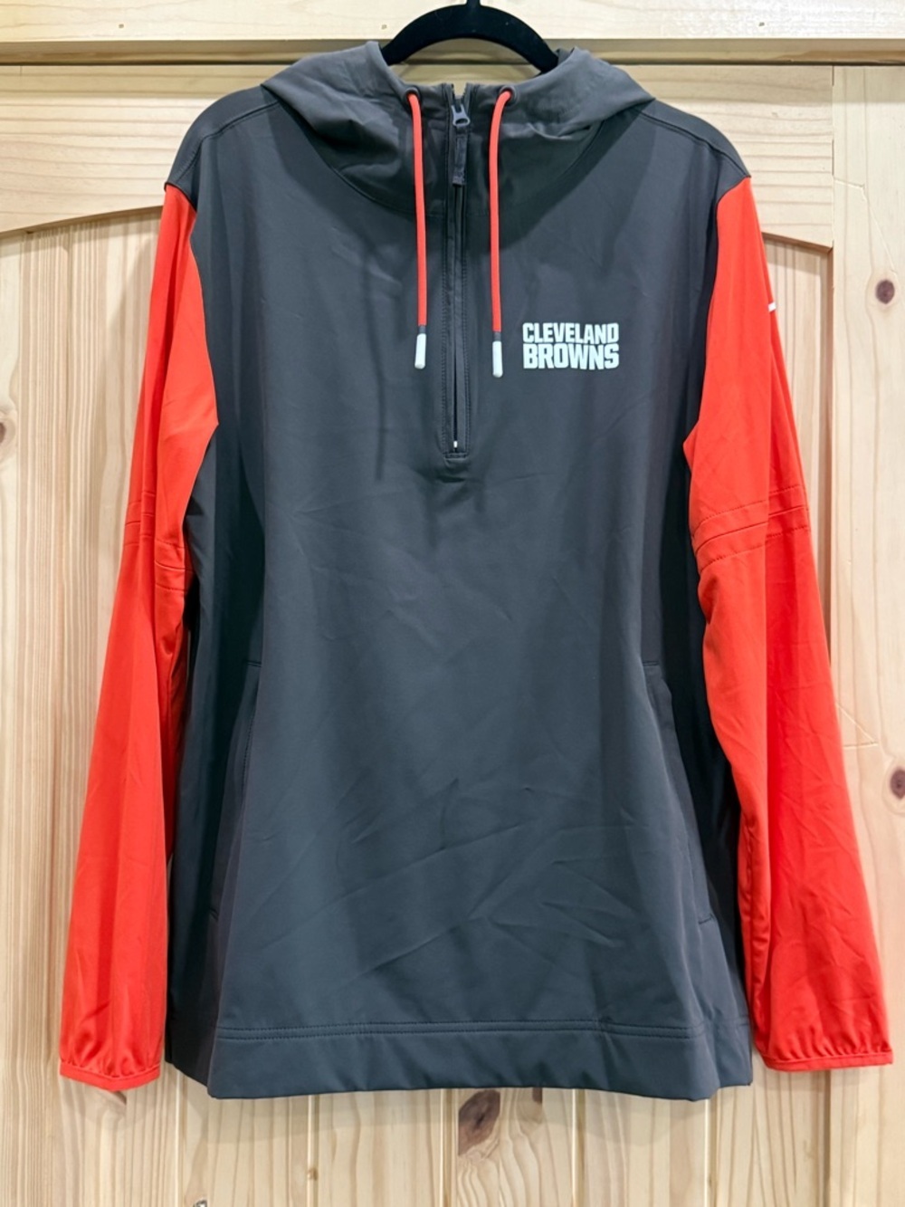 NFL Cleveland Browns Windbreaker Style